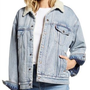 Levi’s Faux Shearling Trim Oversize Denim Trucker Jacket